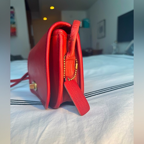 RARE Vintage Coach Dinky in Red Glove-Tanned Leather - # 9375 Made in NYC - Picture 3 of 14